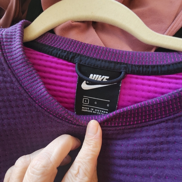 Nike Purple Oversized Cropped Hoodie - Picture 4 of 4